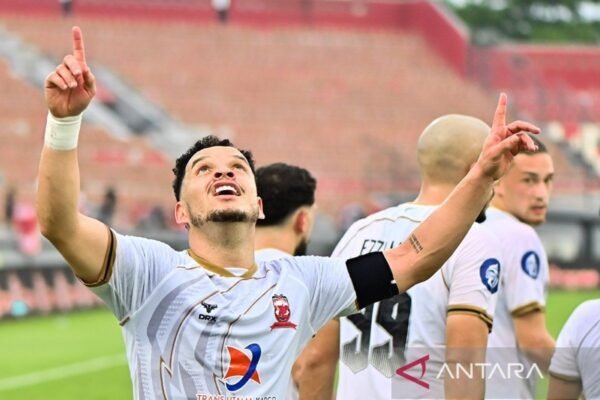 Berita Liga 1: Persis Solo dan Madura United Aman dari Degradasi