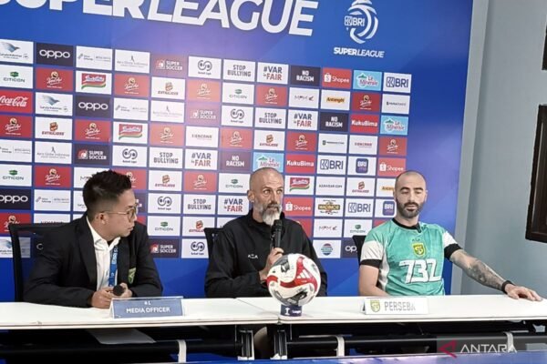 Persebaya Mempersiapkan Pengganti Rivera untuk Pertandingan Melawan Semen Padang