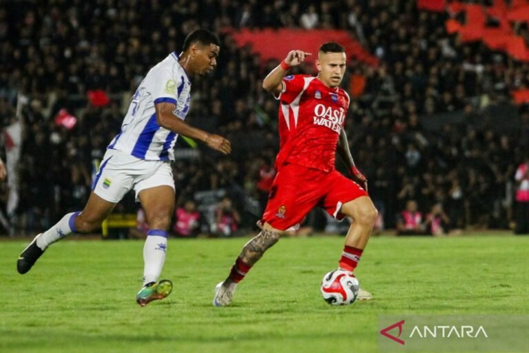 Analisis Pertandingan Persib vs Borneo FC di BRI SuperLeague